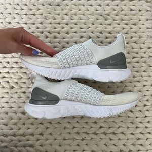 Nike React Phantom Run Flyknit 2